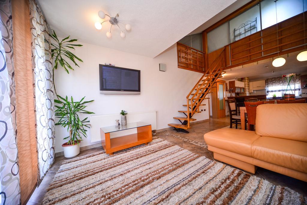 Apartman Ksenija Zadar Ngoại thất bức ảnh